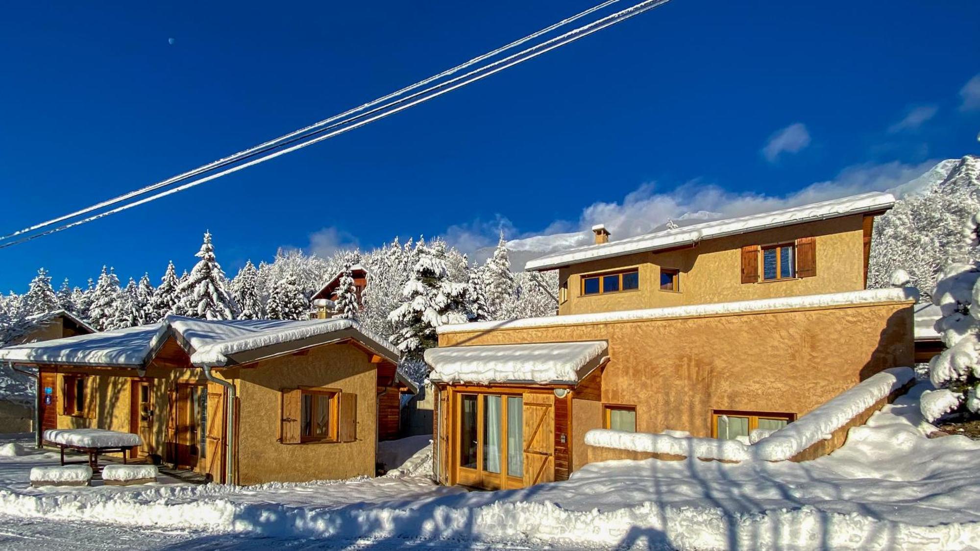 L'Intermede & En Toute Amitie - Les Gites De L'Argile Faucon-de-Barcelonnette Exterior foto