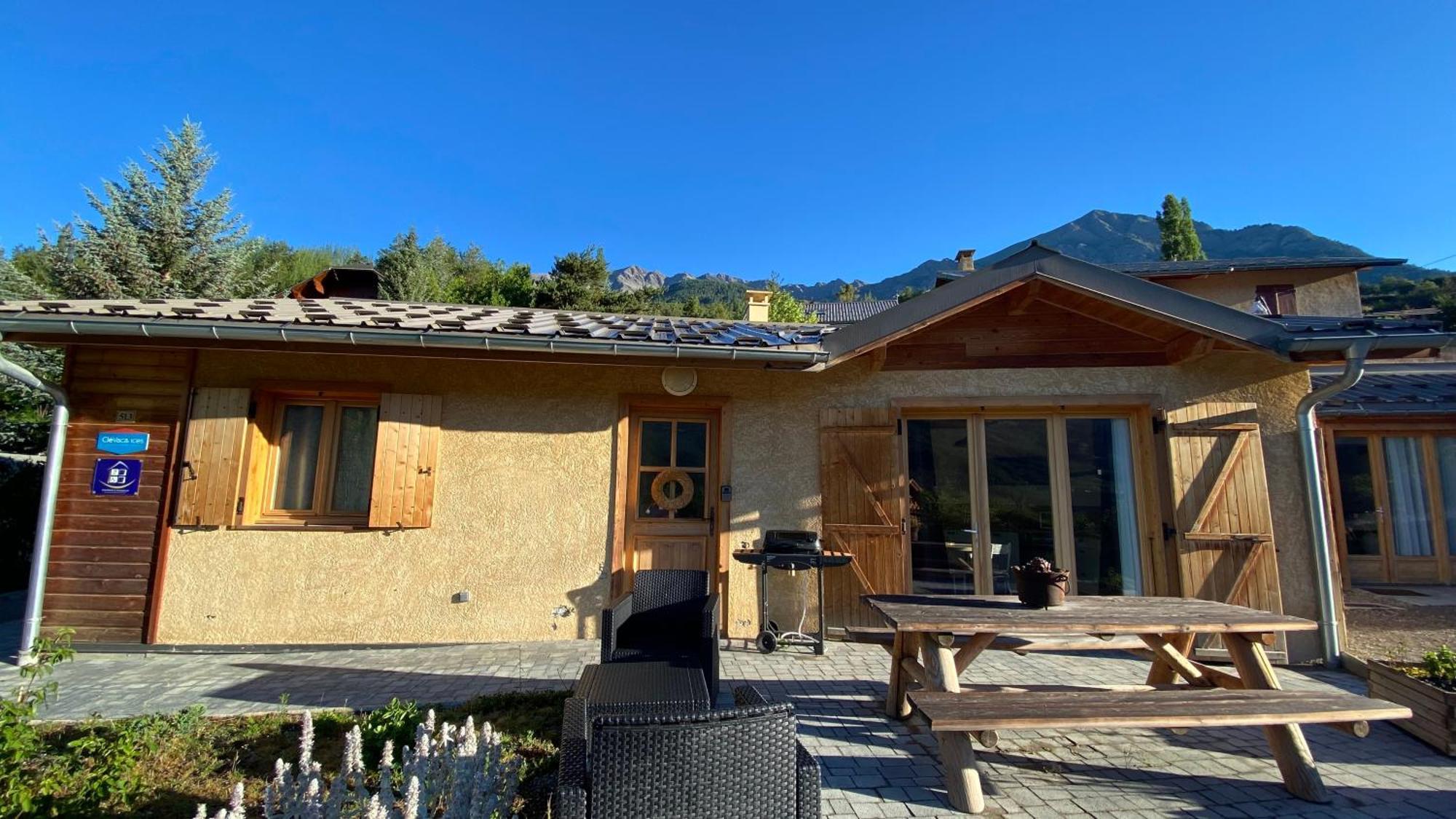 L'Intermede & En Toute Amitie - Les Gites De L'Argile Faucon-de-Barcelonnette Exterior foto